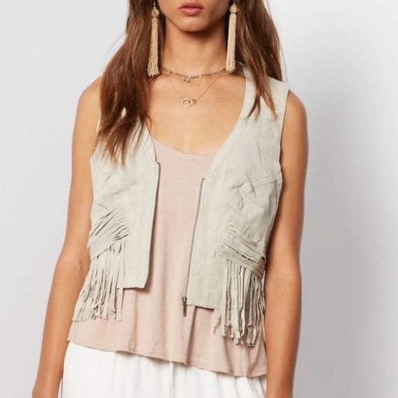 Magenta Vest Size XS/S. $238 - Picture 4 of 12